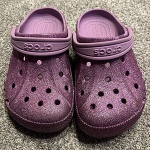 Crocs Kids Glitter Clogs - Purple slides size 1 kids GuC trending shoes cute